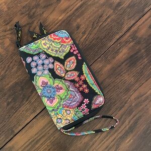 Vera Bradley *RETIRED* Symphony in Hue Wallet/Wristlet